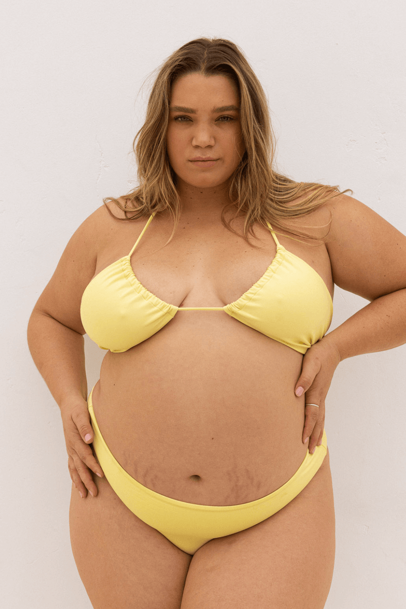 [Danielle is 5'9 and wears size XXL]#color_lemonade