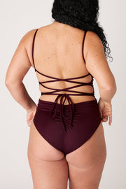 [Jasmine is 5'4.5 and wears size XL]#color_dark-cherry