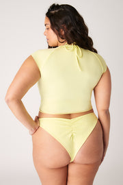 [Isabella is 5'10 and wears size XL]#color_butter-yellow