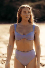 [Hannah is 5'6 and wears size S]#color_hazy-lavender