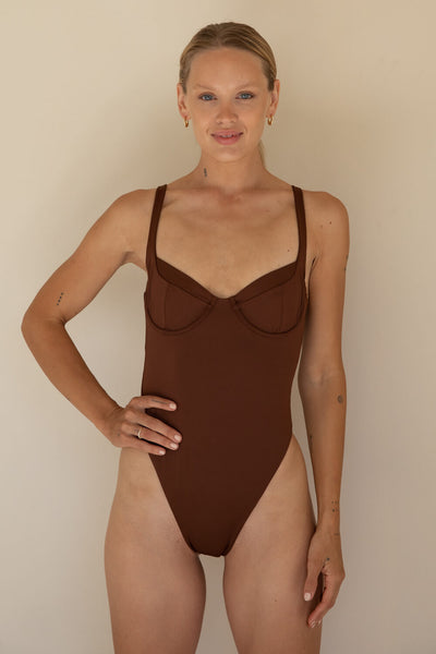 LEINWANDE Garden Knitted Body Suit　ブラウン 20240705-PaigeOwen-Londre-Van-