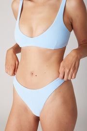 [Coral is 5'10 and wears size S]#color_powder-blue-ripple
