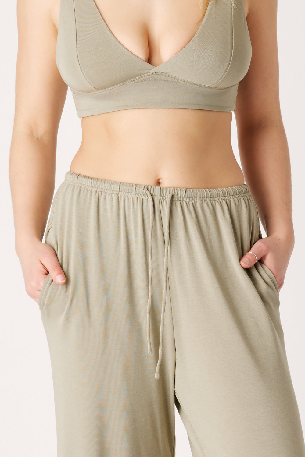 The Cool-Comf Lounge Chill Pant - Olive Taupe