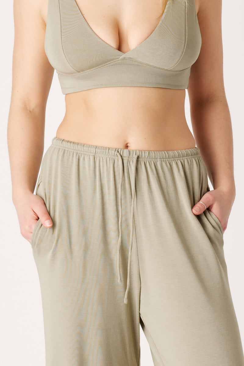 [Aqua is 5'7.5 and wears size M]#color_olive-taupe