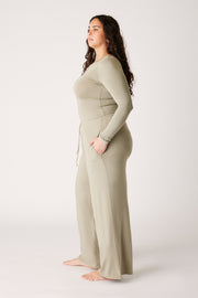 [Isabella is 5'10 and wears size XL]#color_olive-taupe