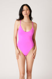 [Lianne is 5'9 and wears size S]#color_fuchsia
