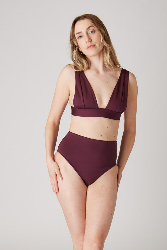 [Meghan is 5'7.5 and wears size S]#color_dark-cherry