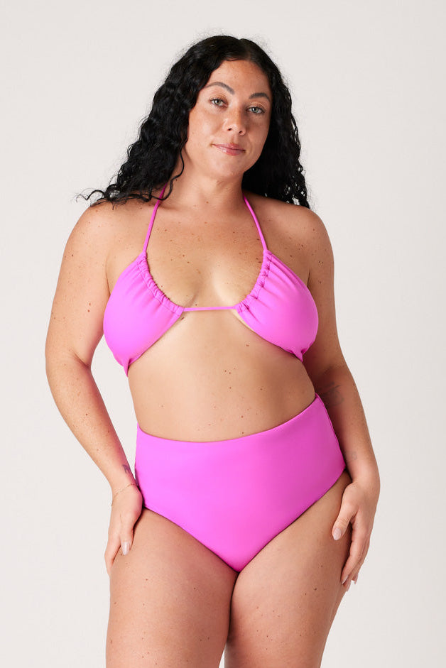 The High-Waisted Scrunch Bottoms - Fuchsia