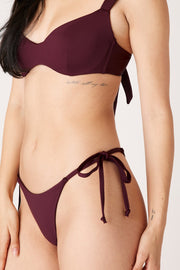 [Lianne is 5'9 and wears size S]#color_dark-cherry