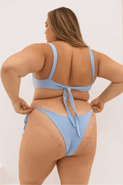 [Danielle is 5'9 and wears size XXL]#colour_airy-blue