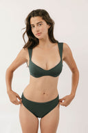 [Coral is 5'10 and wears size S]#color_deep-lagoon
