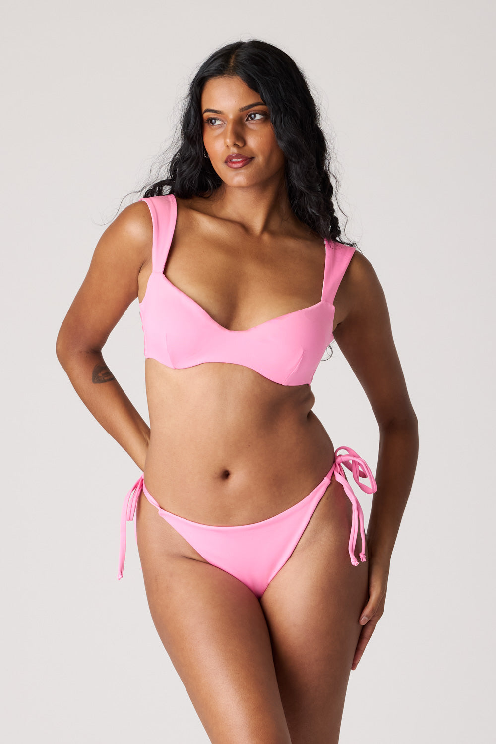 The Sweetheart Underwire Top - Bubblegum Pink