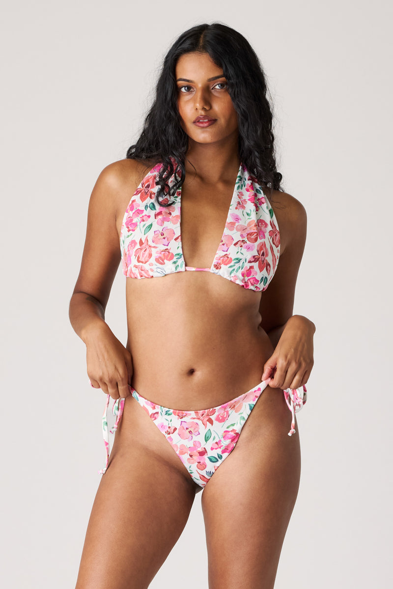 [Danielle is 5’6 and wears size S]#color_where'svulva