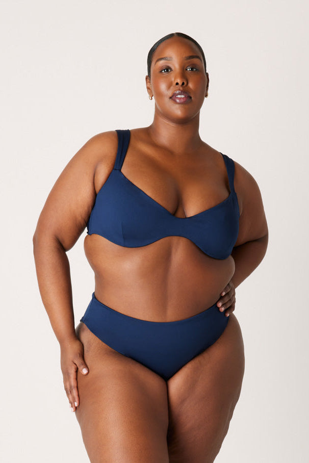 The Sweetheart Underwire Top - Soft Navy