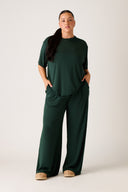 [Christina is 5'6 and wears size XXL]#color_evergreen