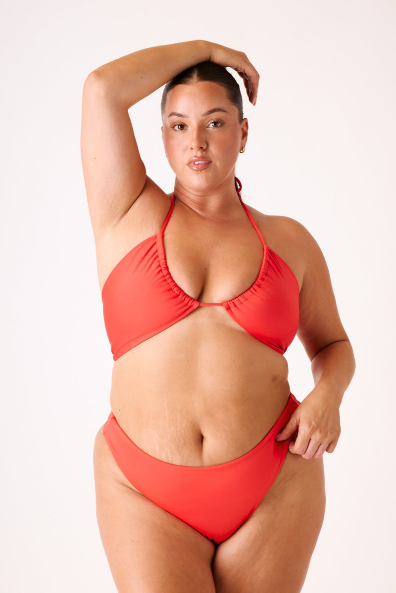 [Christina is 5'6 and wears size XXL]#color_fiesta-red