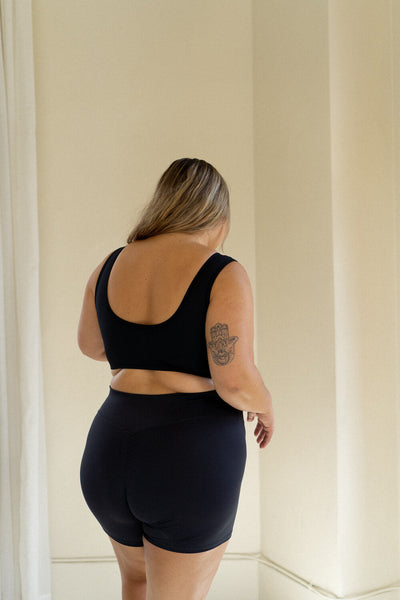 #color_matte-black