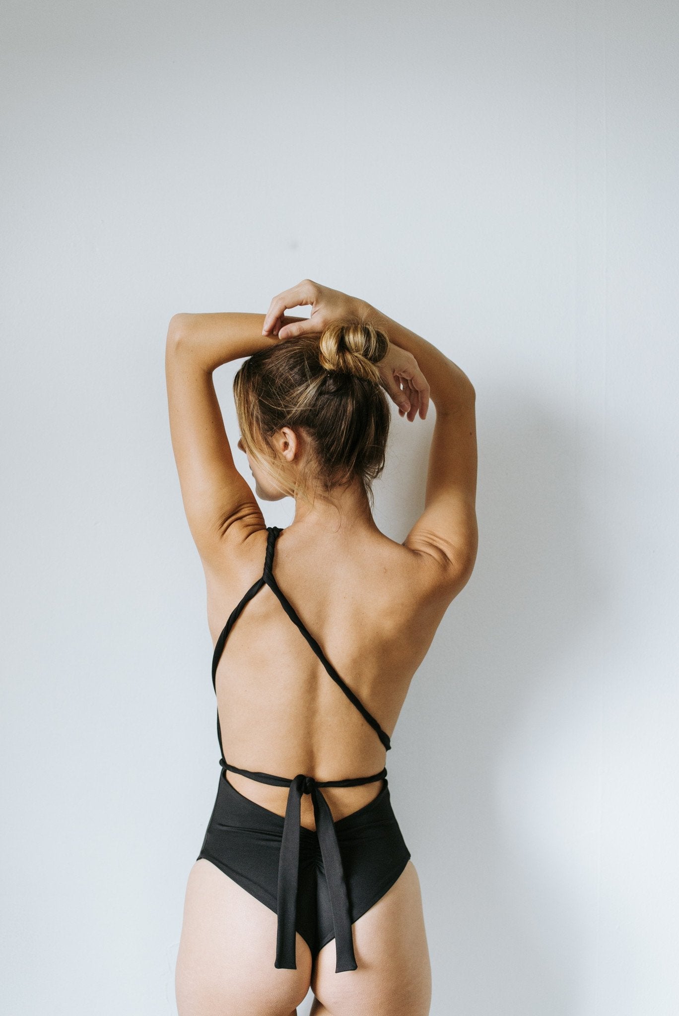 The Multiway - Matte Black – Londre Bodywear Canada